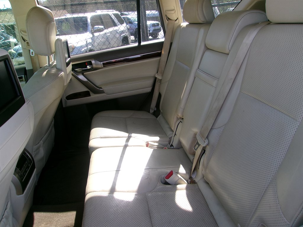2012 Lexus GX Premium - Photo 16