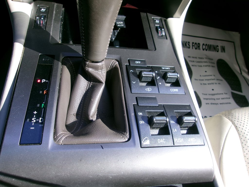 2012 Lexus GX Premium - Photo 23
