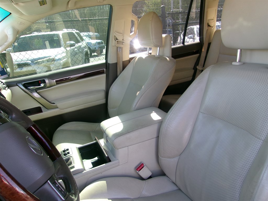 2012 Lexus GX Premium - Photo 17