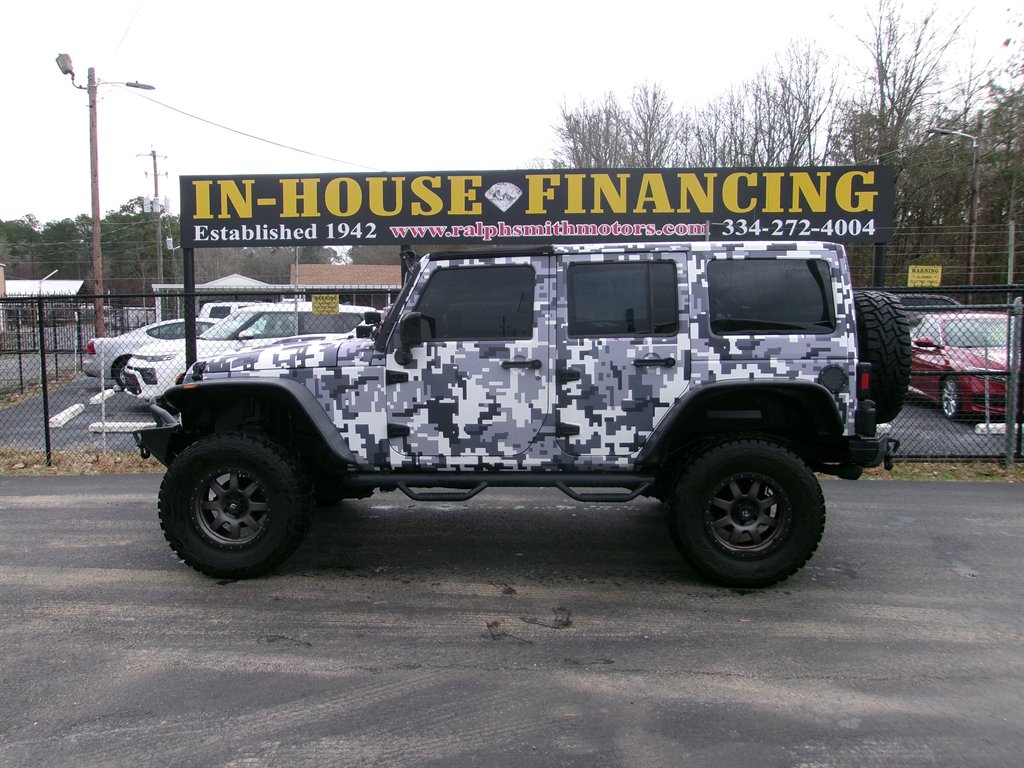 2015 Jeep Wrangler Unlimited Altitude's photo